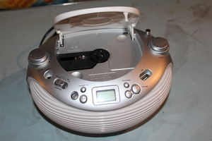 Продам магнитофон "BBK". MP3, WMA, CD, USB, Радио - Изображение #2, Объявление #1650763